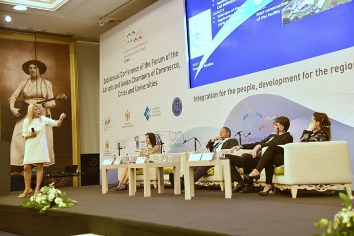 Razvojem tehnologija spriječiti odliv mozgova iz regiona Razvojem tehnologija spriječiti odliv mozgova iz regiona