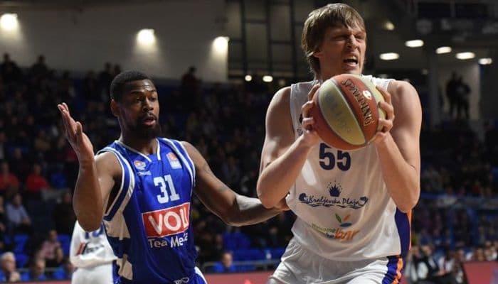 "Plavi" na megdan Mornaru "Plavi" na megdan Mornaru