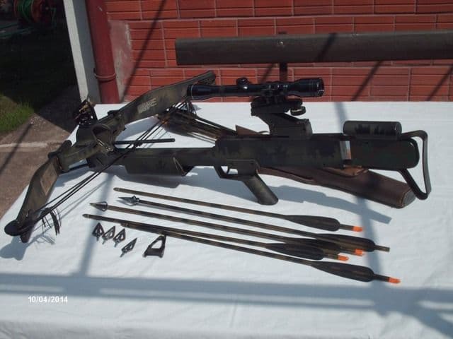 Tri osobe ubijene strijelama pronađene u hotelu Tri osobe ubijene strijelama pronađene u hotelu