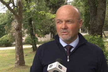 KOSTIĆ: Vlada učinila ono što je i trebalo da uradi KOSTIĆ: Vlada učinila ono što je i trebalo da uradi