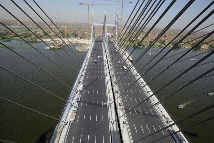 (FOTO) Otvoren viseći most preko Nila (FOTO) Otvoren viseći most preko Nila
