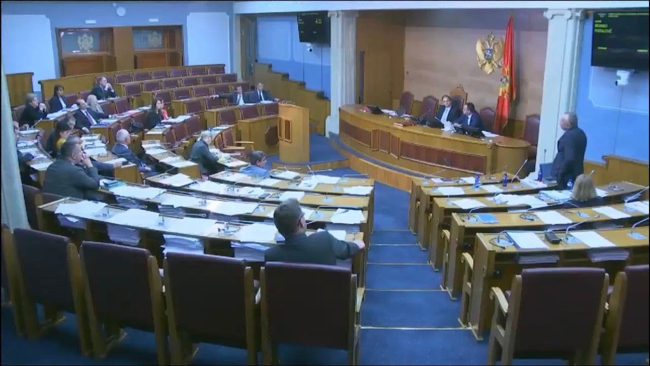 DF: Vojnici će učestvovati u ratnim misijama; DPS: Niko ne može nikoga natjerati da napada DF: Vojnici će učestvovati u ratnim misijama; DPS: Niko ne može nikoga natjerati da napada