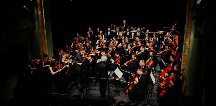 Stefan Milenković i Crnogorski simfonijski orkestar zatvorili MIT fest 2019. Stefan Milenković i Crnogorski simfonijski orkestar zatvorili MIT fest 2019.