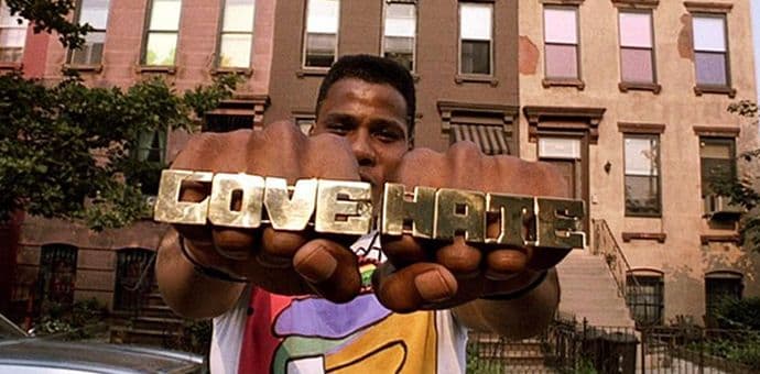 Između ljubavi i mržnje Između ljubavi i mržnje