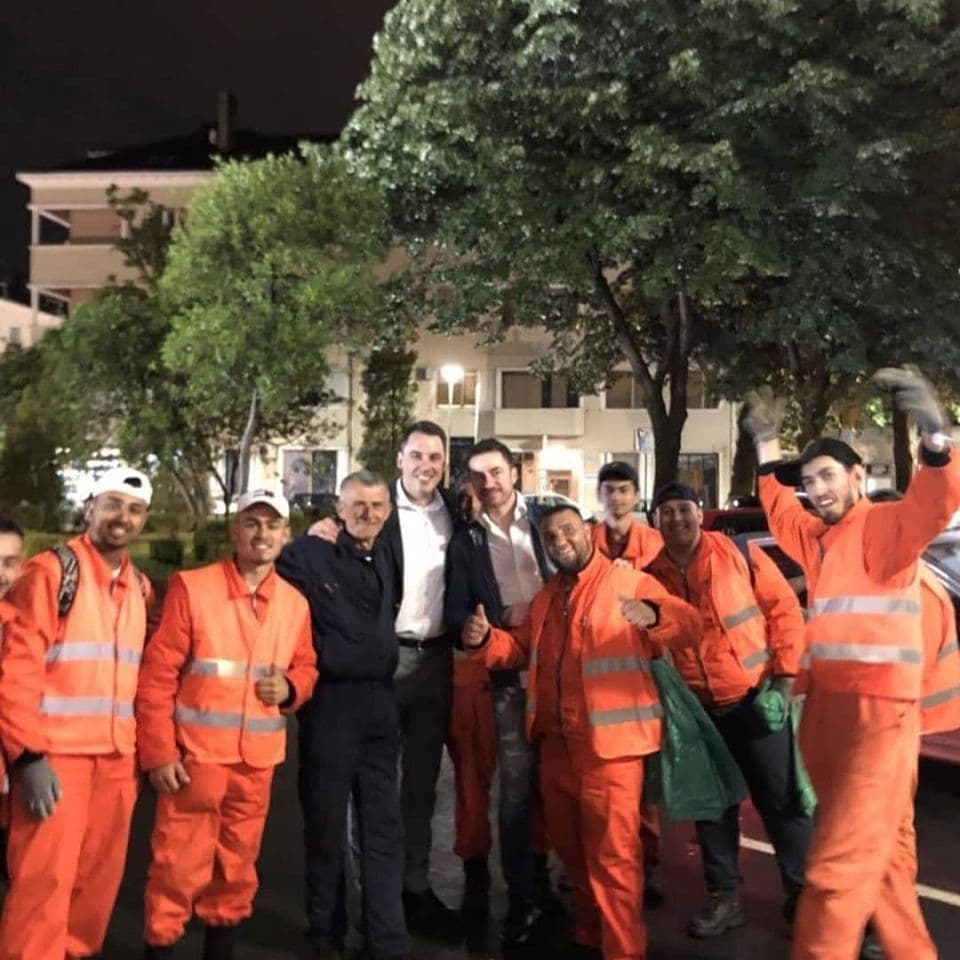 FOTO: Vuković i Bogdanović sa radnicima "Ćistoće" FOTO: Vuković i Bogdanović sa radnicima "Ćistoće"
