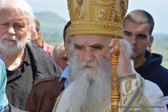 Amfilohije: Crna Gora biće prokleta dok ne vrati Njegoševu crkvu na Lovćenu Amfilohije: Crna Gora biće prokleta dok ne vrati Njegoševu crkvu na Lovćenu