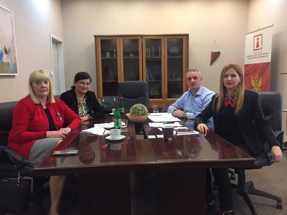 AZLP i Uprava za kadrove: Ubuduće i službenici za zaštitu ličnih podataka AZLP i Uprava za kadrove: Ubuduće i službenici za zaštitu ličnih podataka