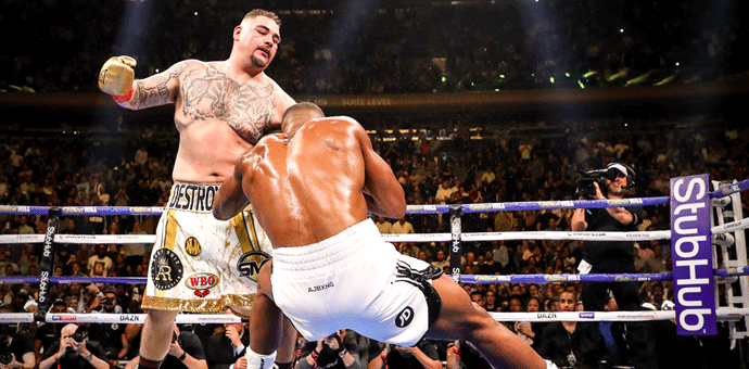 Senzacionalni Ruis nokautirao Džošuu! (VIDEO) Foto: Bleacher Report Football Facebook