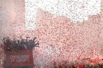 (FOTO) Na slavljeničkoj paradi Liverpula 750.000 ljudi