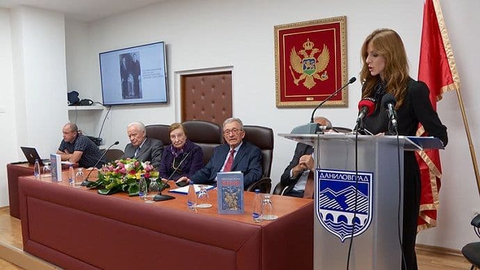 U knjizi „Sjećanja“ inkorporirana sva tri vremena U knjizi „Sjećanja“ inkorporirana sva tri vremena