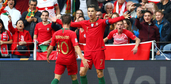 Fantastični Ronaldo het-trikom srušio Švajcarsku za finale Lige nacija (VIDEO) Fantastični Ronaldo het-trikom srušio Švajcarsku za finale Lige nacija (VIDEO)