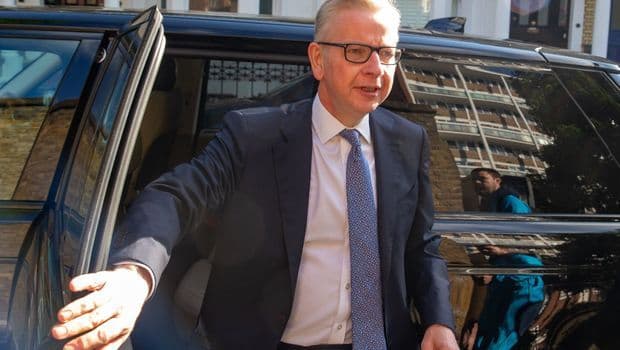 Mogući nasljednik nasljednik Tereze Mej priznao da je uzimao kokain Mogući nasljednik nasljednik Tereze Mej priznao da je uzimao kokain