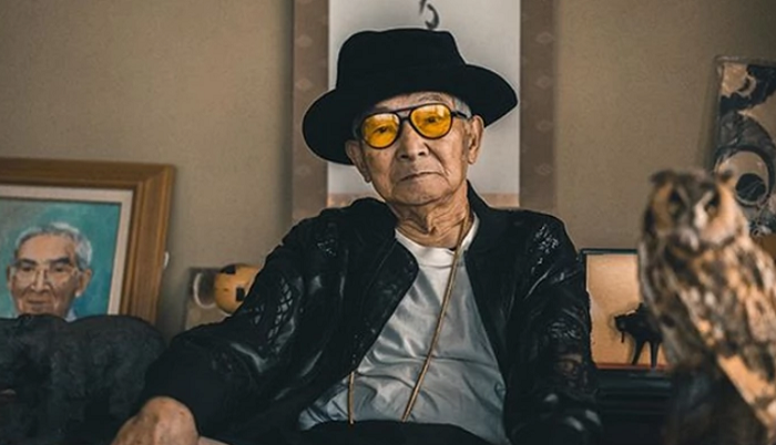 Djed (84) insfluenser: Pristao na unukov predlog i postao zvijezda interneta Djed (84) insfluenser: Pristao na unukov predlog i postao zvijezda interneta