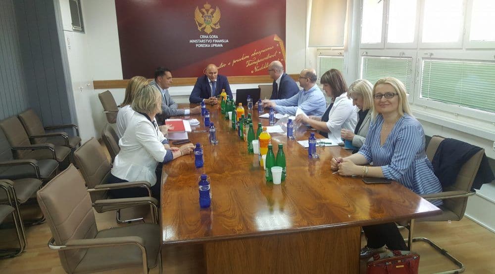 Saradnja s Hrvatskom za uspješnu primjenu elektronske fiskalizacije Saradnja s Hrvatskom za uspješnu primjenu elektronske fiskalizacije