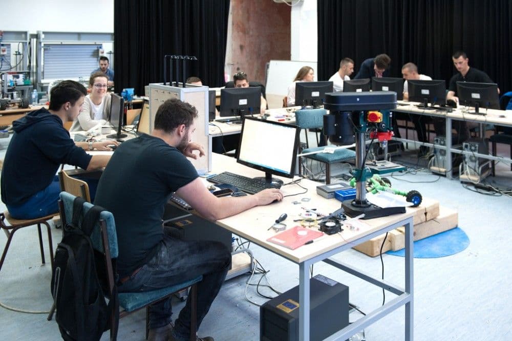 Predloženo 100 mjesta za Mašinstvo, 80 za Drumski saobraćaj Predloženo 100 mjesta za Mašinstvo, 80 za Drumski saobraćaj