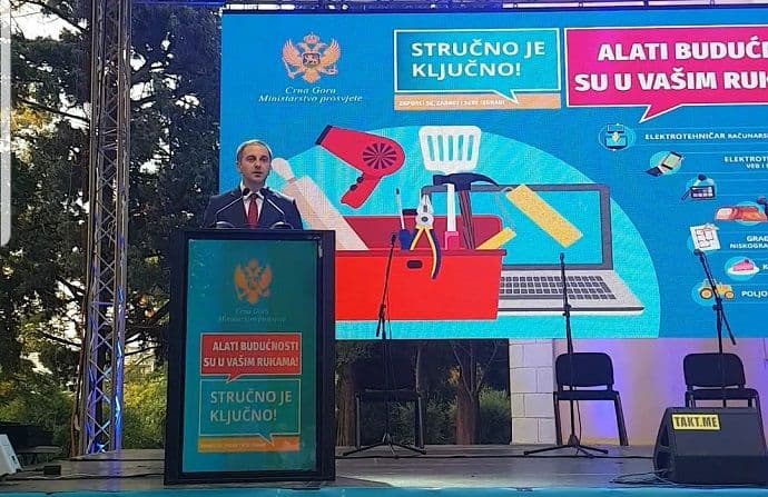 Šehović: Ne čini posao ljude značajnim, već ljudi to čine od posla Šehović: Ne čini posao ljude značajnim, već ljudi to čine od posla