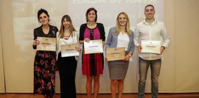 Nagrađeni najbolji službenici u ministarstvima Foto: MJU