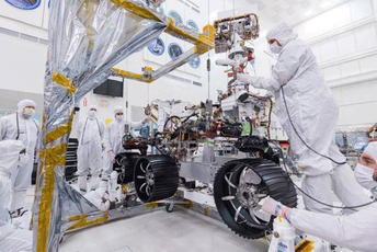 NASA: Rover Mars 2020 dobio noge i točkove 
