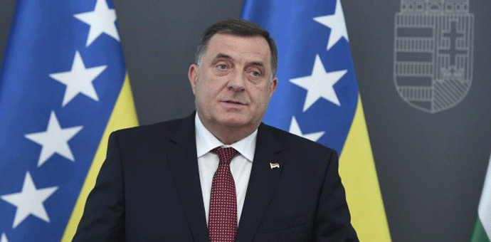 Dodik pozvao Tačija u posjetu BiH Foto: EPA-EFE/SZILARD KOSZTICSAK