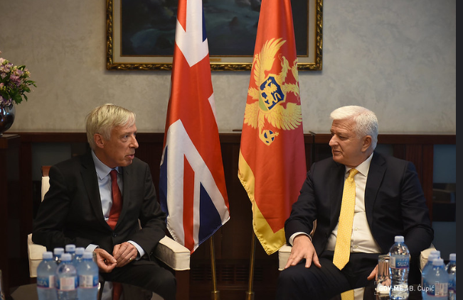 Prvo slijetanje savezničkih aviona u Crnu Goru dokaz partnerstva sa UK Prvo slijetanje savezničkih aviona u Crnu Goru dokaz partnerstva sa UK