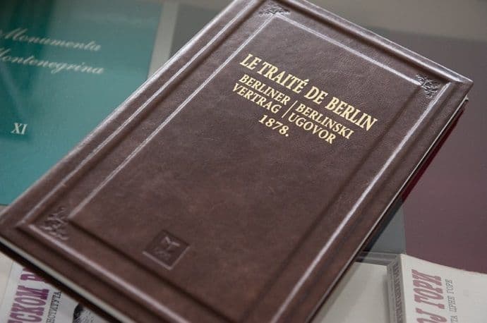 Raspopović: Jubilej od sedam decenija rada Istorijskog instituta bilježe izdavački poduhvati Raspopović: Jubilej od sedam decenija rada Istorijskog instituta bilježe izdavački poduhvati