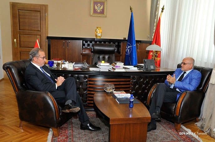 Politika proširenja podstiče demokratizaciju Politika proširenja podstiče demokratizaciju