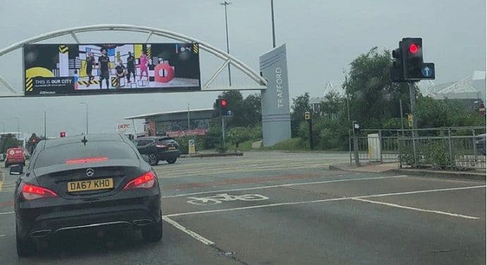 Siti zakupio reklamu ispred Old Traforda: "Ovo je naš grad" Siti zakupio reklamu ispred Old Traforda: "Ovo je naš grad"