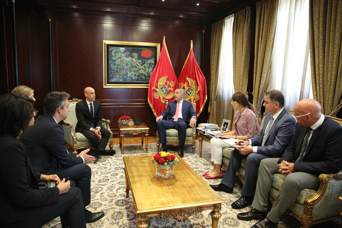 Đukanović: Najdrogocjenija pomoć je ona u sustizanju savremenih tehnoloških dostignuća Đukanović: Najdrogocjenija pomoć je ona u sustizanju savremenih tehnoloških dostignuća