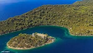 Nesreća na hrvatskom ostrvu, troje povrijeđeno Nesreća na hrvatskom ostrvu, troje povrijeđeno