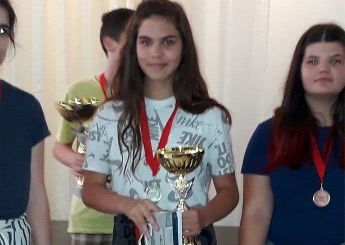 Selena Zindović pionirska prvakinja Crne Gore u šahu Selena Zindović pionirska prvakinja Crne Gore u šahu
