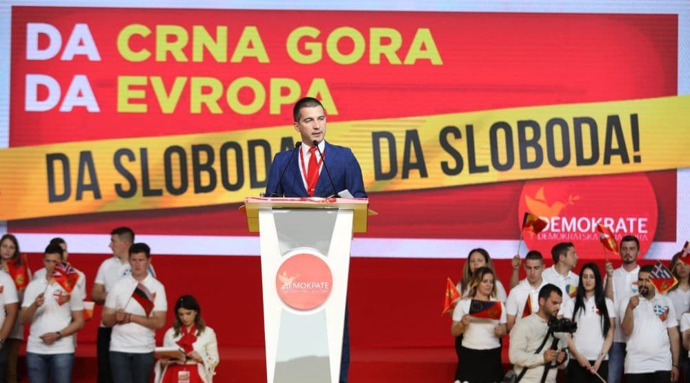 Bečić: Ako imate pajser, možete doći na vlast kad vam padne na pamet Bečić: Ako imate pajser, možete doći na vlast kad vam padne na pamet