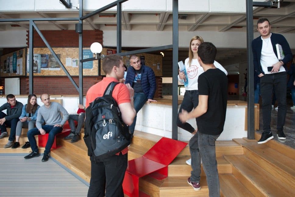 U drugom upisnom roku na Univerzitetu Crne Gore prijave podnijelo 428 studenata U drugom upisnom roku na Univerzitetu Crne Gore prijave podnijelo 428 studenata