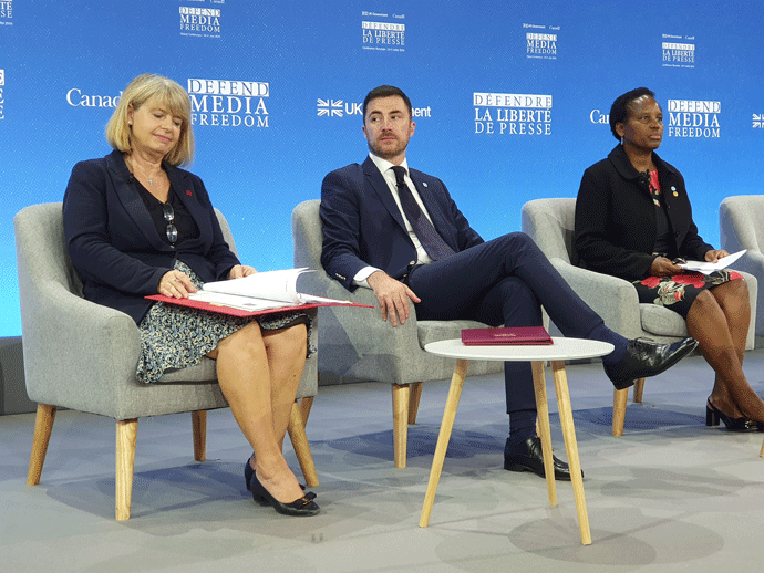 Bogdanović: Sloboda medija predstavlja osnov demokratskog života Bogdanović: Sloboda medija predstavlja osnov demokratskog života