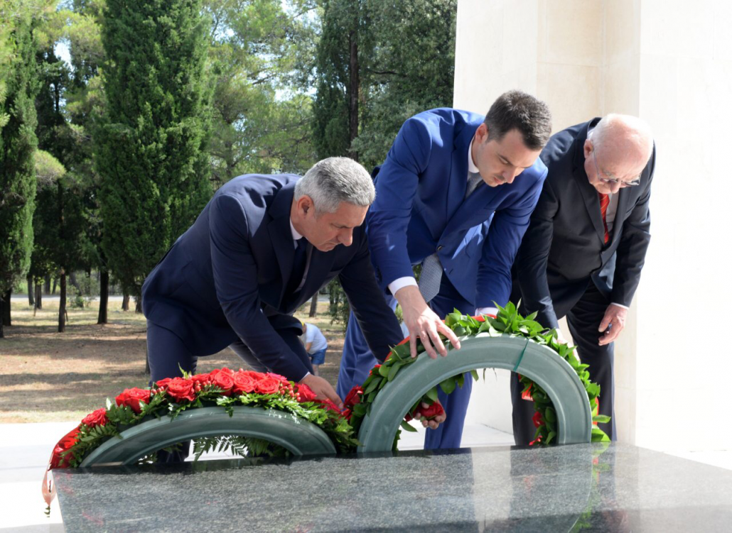 PG: Položen vijenac na spomenik Partizanu borcu na Gorici PG: Položen vijenac na spomenik Partizanu borcu na Gorici