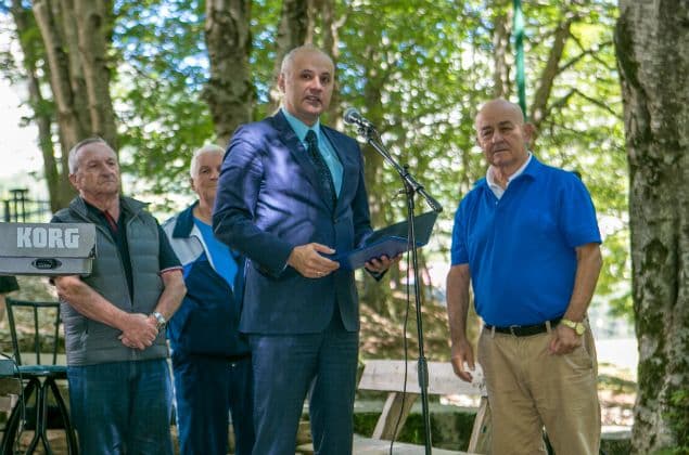 Tradicionalno druženje penzionera na Ivanovim koritima Tradicionalno druženje penzionera na Ivanovim koritima