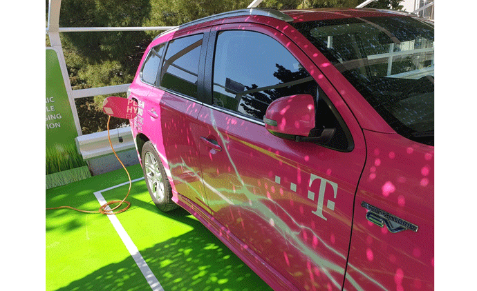 Tivat, Cetinje i Pljevlja dobili prve javne punjače za električne automobile Tivat, Cetinje i Pljevlja dobili prve javne punjače za električne automobile