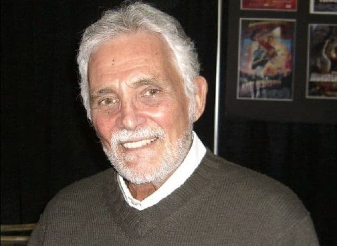 Preminuo ''prvi Džejms Bond'' Preminuo ''prvi Džejms Bond''