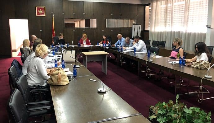 Savjet za saradnju organa državne uprave i NVO usvojio tri značajna dokumenta iz oblasti međusektorske saradnje Savjet za saradnju organa državne uprave i NVO usvojio tri značajna dokumenta iz oblasti međusektorske saradnje