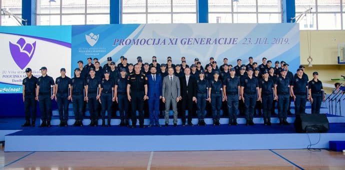 Uručene diplome polaznicima Policijske akademije Uručene diplome polaznicima Policijske akademije