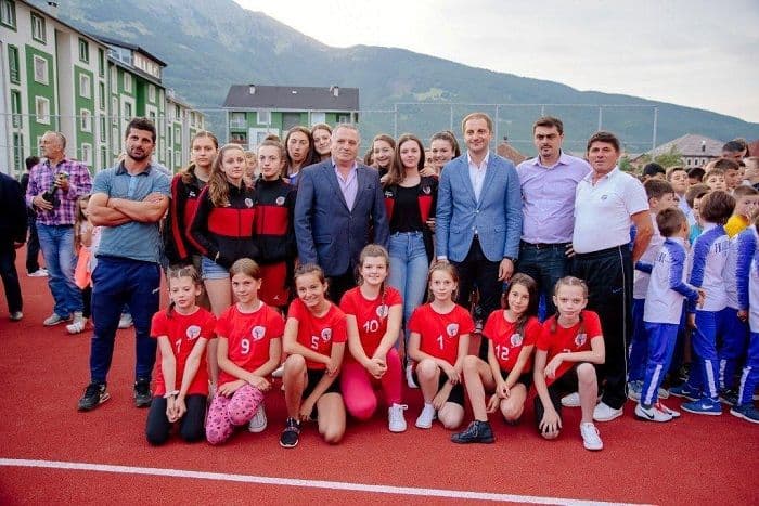 Svečano otvoreni školski tereni u Plavu vrijedni 250 000 eura Svečano otvoreni školski tereni u Plavu vrijedni 250 000 eura