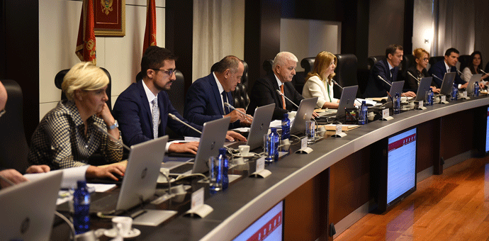 Utvrđen Predlog zakona o legalizaciji javnih isprava Foto: gov.me / B. Ćupić