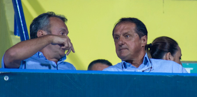 Hadžibegić u društvu Savićevića pratio meč u Podgorici Foto: Anadolija