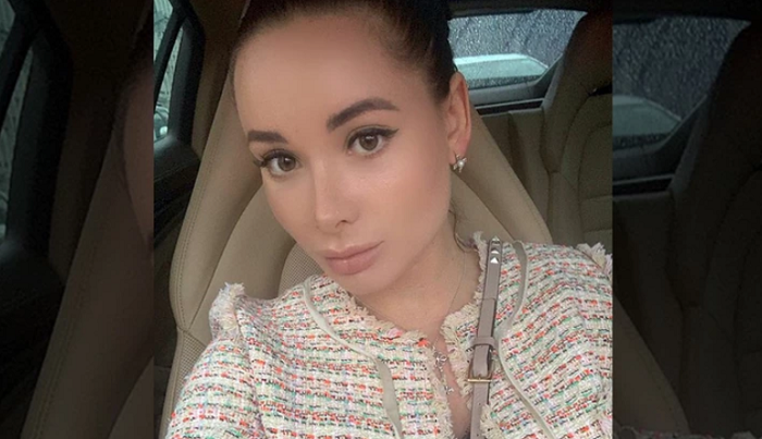 Atraktivnoj blogerki prerezan vrat, a zatim njeno tijelo spakovano u kofer Atraktivnoj blogerki prerezan vrat, a zatim njeno tijelo spakovano u kofer