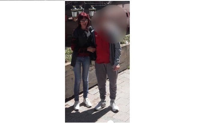 Pomoć potrebna samohranoj majci sa slijepim sinom Pomoć potrebna samohranoj majci sa slijepim sinom