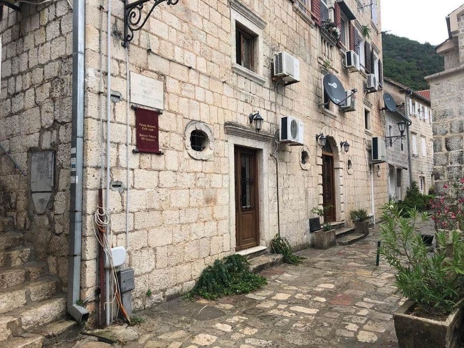 Saša Matić kupio vilu u kojoj je odmarao Njegoš privatna arhiva, Ras Srbija, plusonline.rs