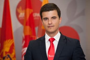 Ako neko podnese inicijativu za provjeru povjerenja Vladi, to će biti pakt sa DPS-om Ako neko podnese inicijativu za provjeru povjerenja Vladi, to će biti pakt sa DPS-om