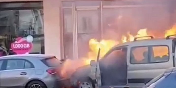 Tri vozila izgorjela u Ulcinju Zapaljena vozila