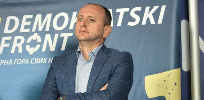 Knežević: Ako Demokrate Oravu kažu da je lažov, priznaću da sam prvi galamdžija Mila Đukanovića Knežević: Ako Demokrate Oravu kažu da je lažov, priznaću da sam prvi galamdžija Mila Đukanovića