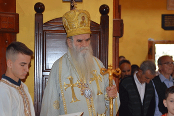 Poslanici da ne glasaju o zakonu Poslanici da ne glasaju o zakonu