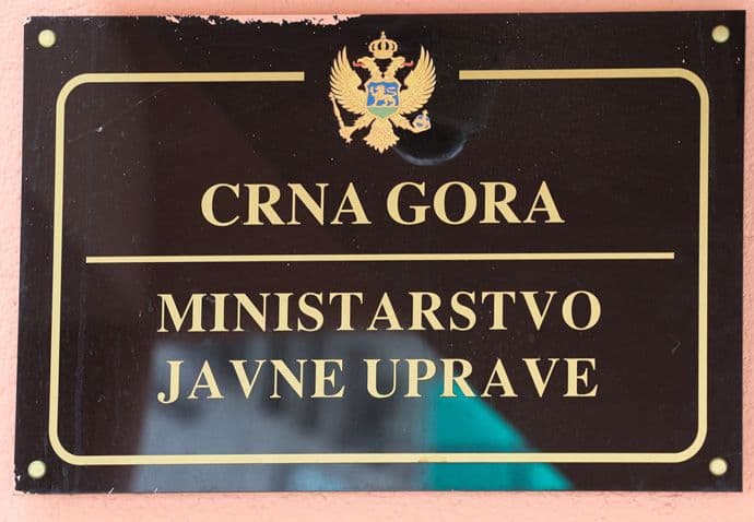 Podržani projekti šest NVO na konkursu „eDemokratija-predloži, učestvuj, promijeni“ Podržani projekti šest NVO na konkursu „eDemokratija-predloži, učestvuj, promijeni“